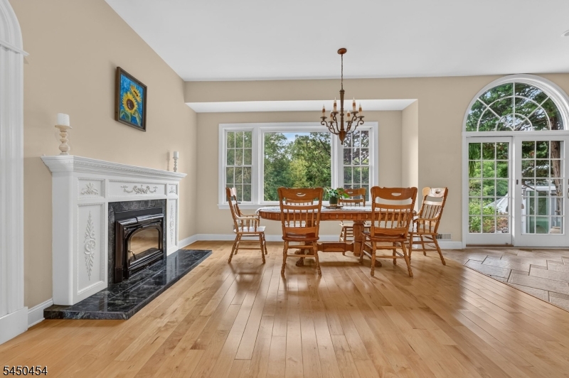 38 Larsen Road East Amwell NJ 08551