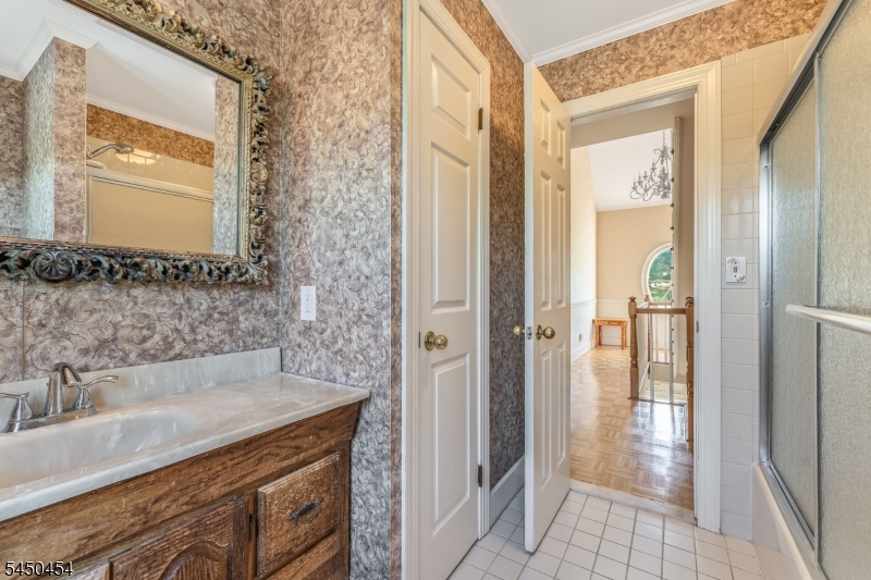 38 Larsen Road East Amwell NJ 08551
