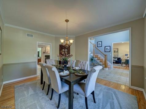6 Mccune Court West Orange NJ 07052