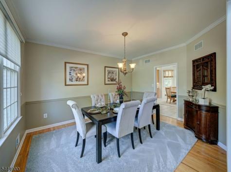 6 Mccune Court West Orange NJ 07052