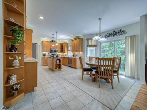 6 Mccune Court West Orange NJ 07052