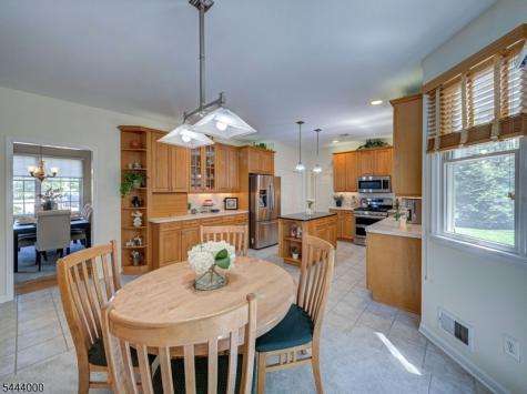 6 Mccune Court West Orange NJ 07052