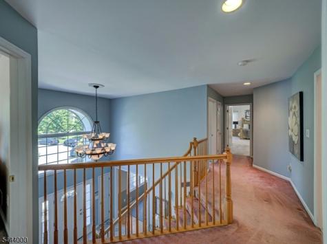 6 Mccune Court West Orange NJ 07052