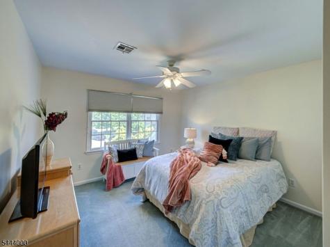 6 Mccune Court West Orange NJ 07052