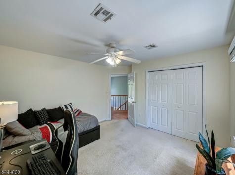 6 Mccune Court West Orange NJ 07052