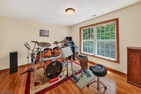 117 Quenby Mountain Road Liberty NJ 07838