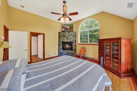 117 Quenby Mountain Road Liberty NJ 07838