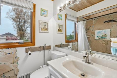 3138 Oceanic Drive Toms River Township NJ 08753