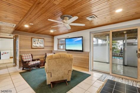 3138 Oceanic Drive Toms River Township NJ 08753