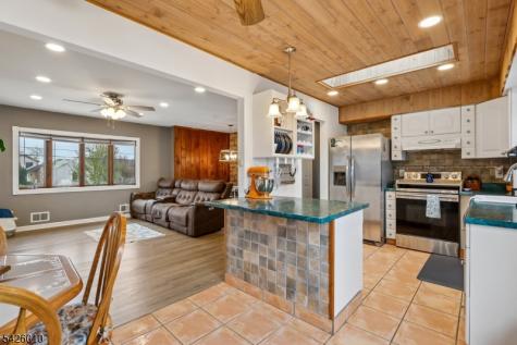 3138 Oceanic Drive Toms River Township NJ 08753