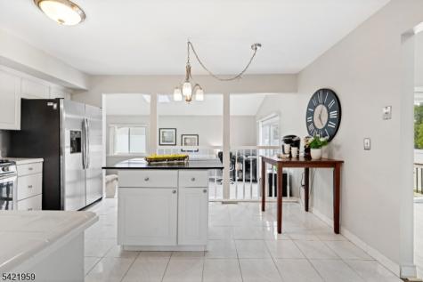 16 Ditmars Circle Hillsborough NJ 08844