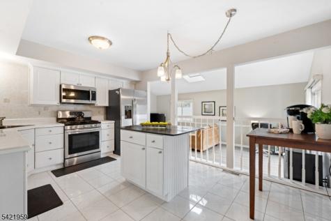 16 Ditmars Circle Hillsborough NJ 08844