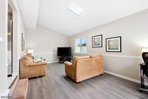 16 Ditmars Circle Hillsborough NJ 08844