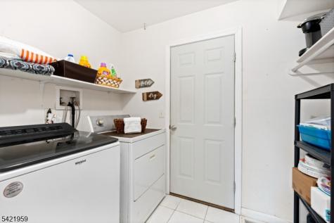 16 Ditmars Circle Hillsborough NJ 08844