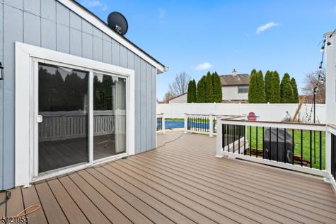 16 Ditmars Circle Hillsborough NJ 08844