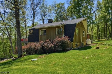 75 Bunn Road Hardyston NJ 07419