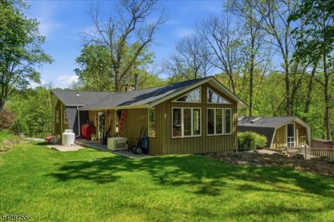 75 Bunn Road Hardyston NJ 07419