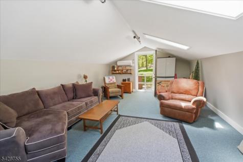 75 Bunn Road Hardyston NJ 07419