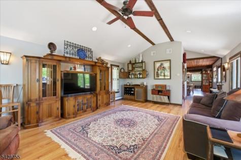 75 Bunn Road Hardyston NJ 07419