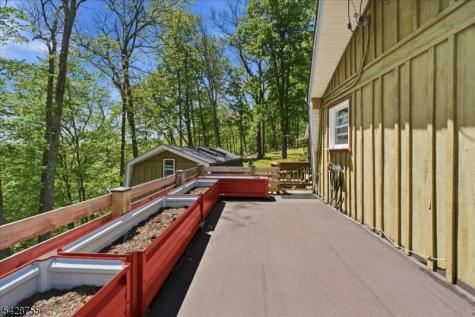 75 Bunn Road Hardyston NJ 07419