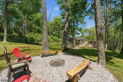 75 Bunn Road Hardyston NJ 07419