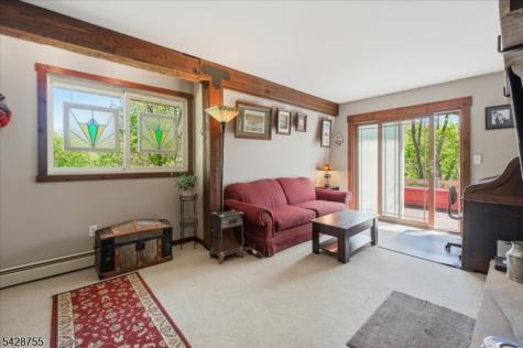 75 Bunn Road Hardyston NJ 07419