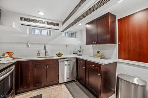 564 Sinclair Terrace South Orange Village NJ 07079