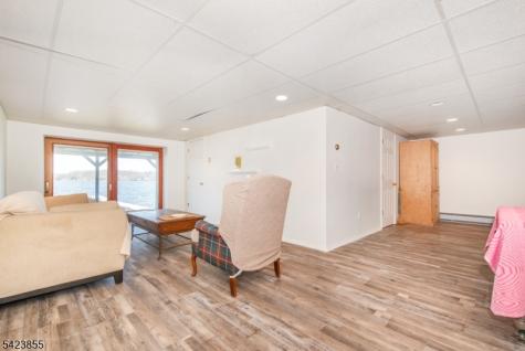 131 Maxim Drive Hopatcong NJ 07843