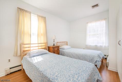 131 Maxim Drive Hopatcong NJ 07843