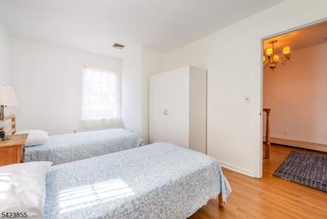 131 Maxim Drive Hopatcong NJ 07843