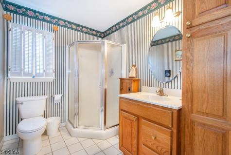 131 Maxim Drive Hopatcong NJ 07843
