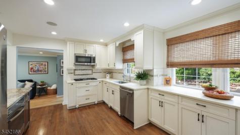 97 Kempshall Terrace Fanwood NJ 07023