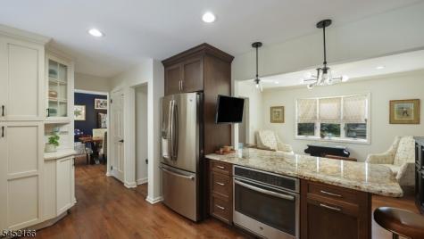 97 Kempshall Terrace Fanwood NJ 07023
