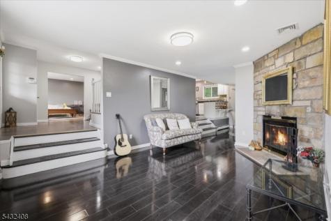 112 Knob Hill Road Washington NJ 07840