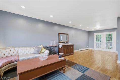 112 Knob Hill Road Washington NJ 07840
