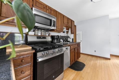 33 West Street Bloomsbury NJ 08804