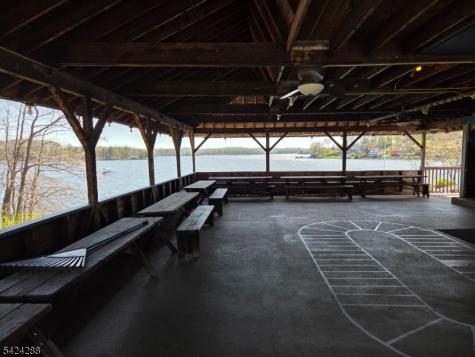 8 Papoose Trail Hopatcong NJ 07821