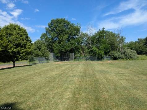 22 Village Square Drive Union NJ 08802