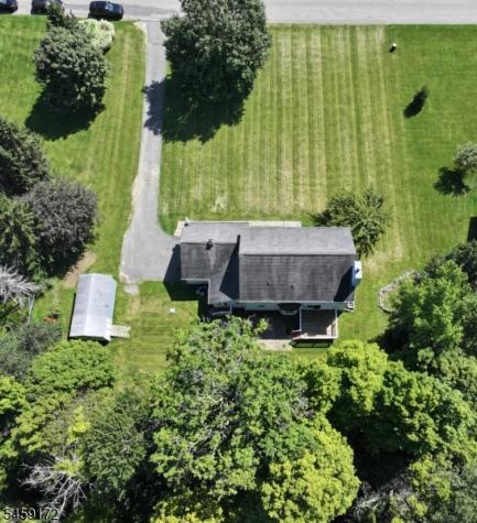 31 Summit Road Green NJ 07821
