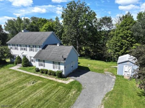 31 Summit Road Green NJ 07821