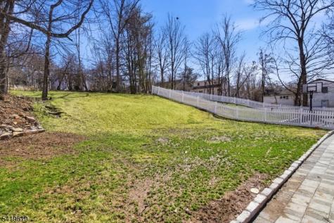 22 Barry Drive West Orange NJ 07052