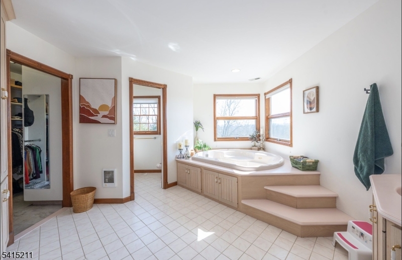 10 Mountain View Drive Wantage NJ 07461