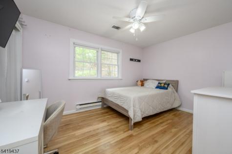 1 Running Hills Drive Fredon NJ 07860