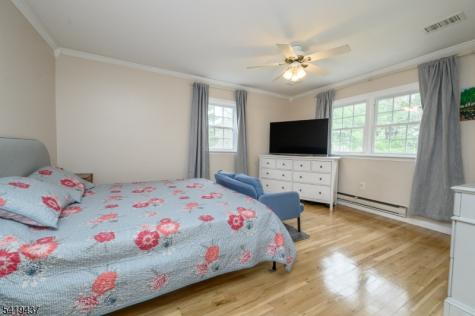 1 Running Hills Drive Fredon NJ 07860