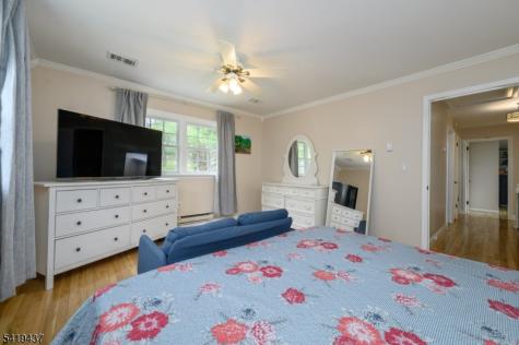 1 Running Hills Drive Fredon NJ 07860