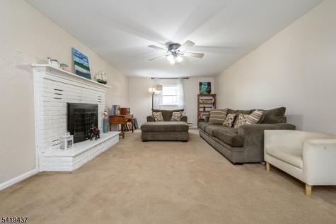 1 Running Hills Drive Fredon NJ 07860