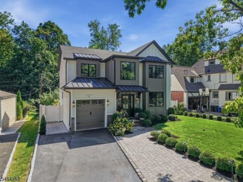 11 Marquette Road Montclair NJ 07043
