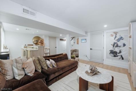 11 Marquette Road Montclair NJ 07043
