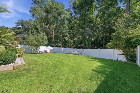 11 Marquette Road Montclair NJ 07043