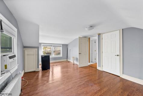 1774 Amwell Road Franklin NJ 08873